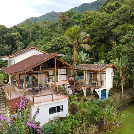 Haleiwa Chales E Suites - A Guest House Do Prumirim ウバトゥバ エクステリア 写真