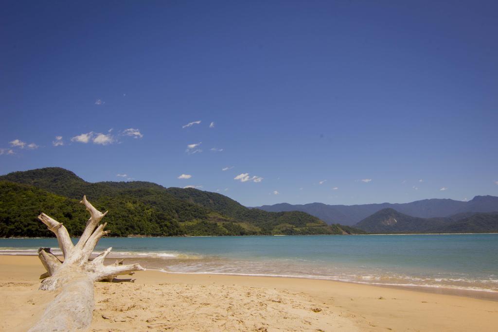 Haleiwa Chales E Suites - A Guest House Do Prumirim ウバトゥバ エクステリア 写真